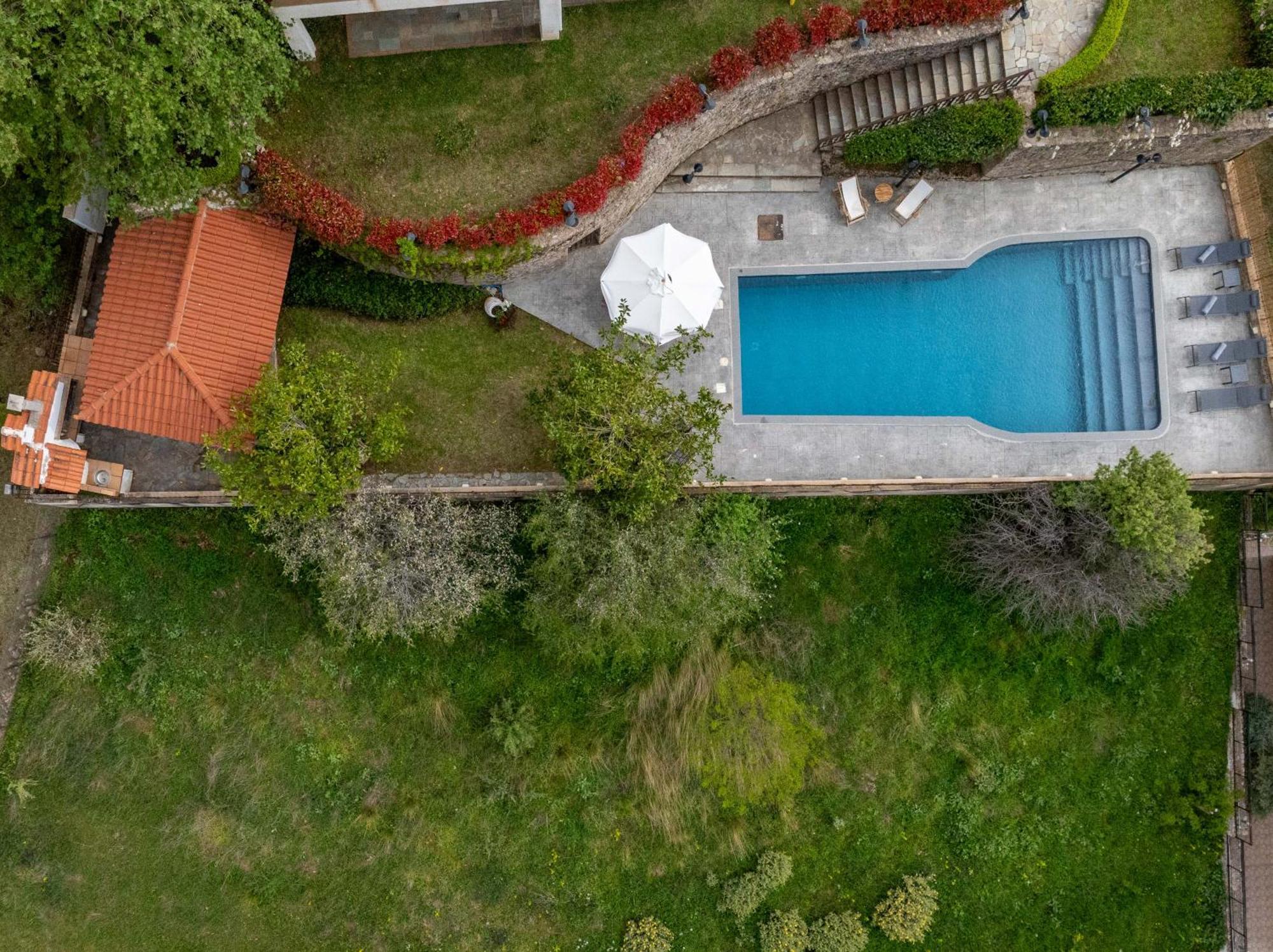 Traditional Luxury Villa Armonia Aigio Exterior foto